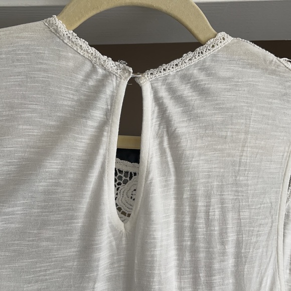 Mama maternity tank with lace detail - Picture 4 of 5